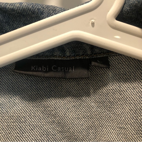 Acid wash distressed denim vest - Picture 4 of 11